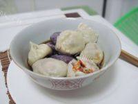 自己做的胡萝卜猪肉饺子