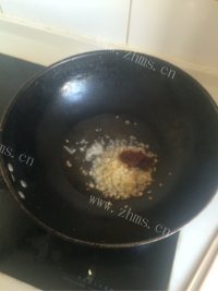 质嫩爽口的麻辣豆腐做法图解3)