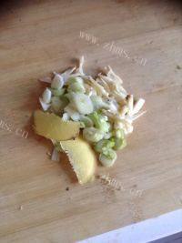 家常菜香菇油菜做法图解1)
