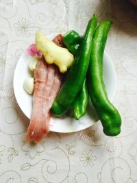 色香味浓的青椒肉丝做法图解1)