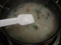 自己做的皮蛋瘦肉粥做法图解12)