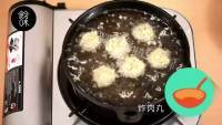 美味的泡面虾丸做法图解8)