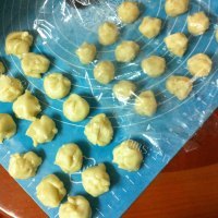 美味的苏式鲜肉馅饼做法图解3)
