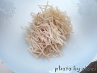 自制肉皮冻做法图解4)