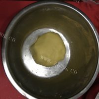 自制焦糖苹果派做法图解5)