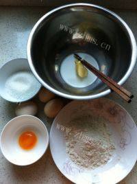 自制原味海绵蛋糕做法图解1)