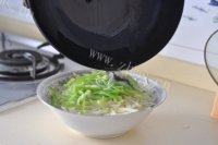 让人怀念的凉拌土豆丝做法图解9)