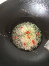 美味的椒盐基围虾做法图解4)