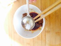 鲜爽的凉拌冰冻白菜心做法图解4)