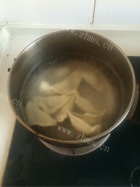 美味的荠菜饺子做法图解8)
