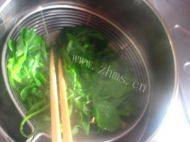 菠菜肉丸汤做法图解6)