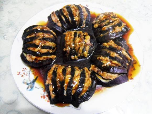 唇齿留香的肉末蒸茄子