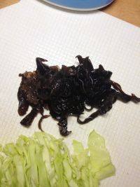 很有食欲的酸辣包菜丝做法图解4)