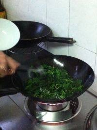 「DIY美食」清炒菠菜做法图解6)
