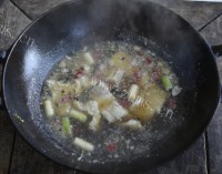 可口胡香辣青花椒鱼做法图解12)