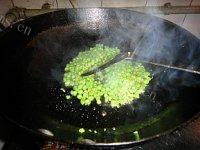 健康美食之豆角炒蛋做法图解3)