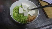西兰花豆腐鸡肉丸做法图解3)