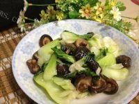 可口的香菇炒油菜