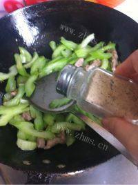家常菜西芹炒肉片