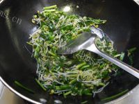珍馐美味的韭菜炒绿豆芽做法图解11)
