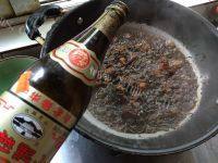 家常菜梅菜烧肉做法图解15)