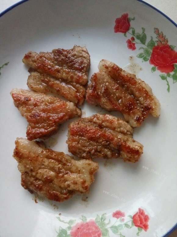 煎五花肉