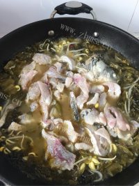 酸菜鱼做法图解9)