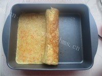 美味的苹果胡萝卜蛋烧做法图解10)