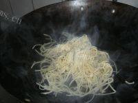 凉拌干豆腐丝做法图解1)