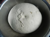 自制芝麻酱花卷做法图解4)
