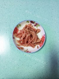 唇齿留香的青椒肉丝做法图解3)