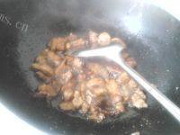 #爱美食#五花肉炖豆角做法图解5)