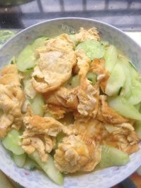 香气浓郁的黄瓜炒蛋做法图解7)
