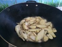 家常菜清炒茭白做法图解7)