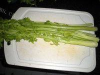 香飘的芹菜猪肉水饺做法图解5)