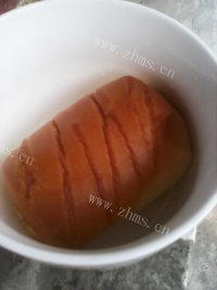 好吃的黄油奶香面包做法图解7)