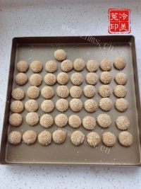 自制蛋黄椰蓉球做法图解10)