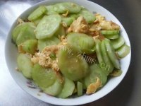 热腾腾的黄瓜炒鸡蛋做法图解12)