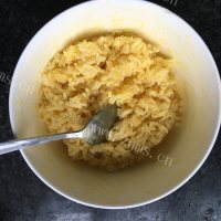美味的黄金香肠炒饭做法图解1)