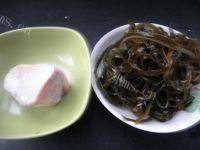 家常菜肉末海带丝做法图解1)