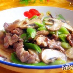 双孢菇炒肉片
