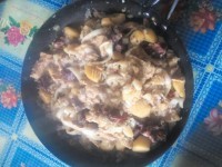 美味的五花肉炖土豆做法图解1)