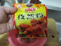 香气逼人的炸酥肉做法图解6)