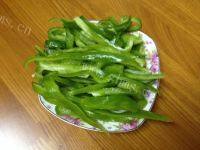 美味可口的炒地三鲜做法图解3)