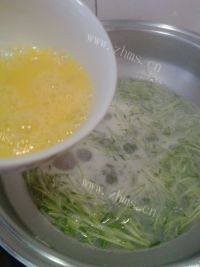 诱人的花蛤汤做法图解7)
