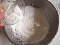 食欲满满的咖啡戚风做法图解9)