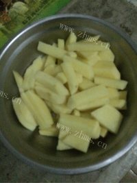色香味浓的土豆炖粉条做法图解1)