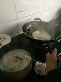 美味的芥菜饭做法图解8)