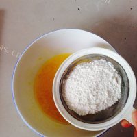 宝宝爱吃旺仔小馒头做法图解4)