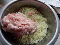 白菜猪肉煎饺做法图解8)